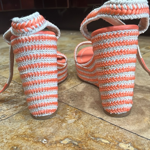 BP coral and tan wedges size 8 - Picture 4 of 5